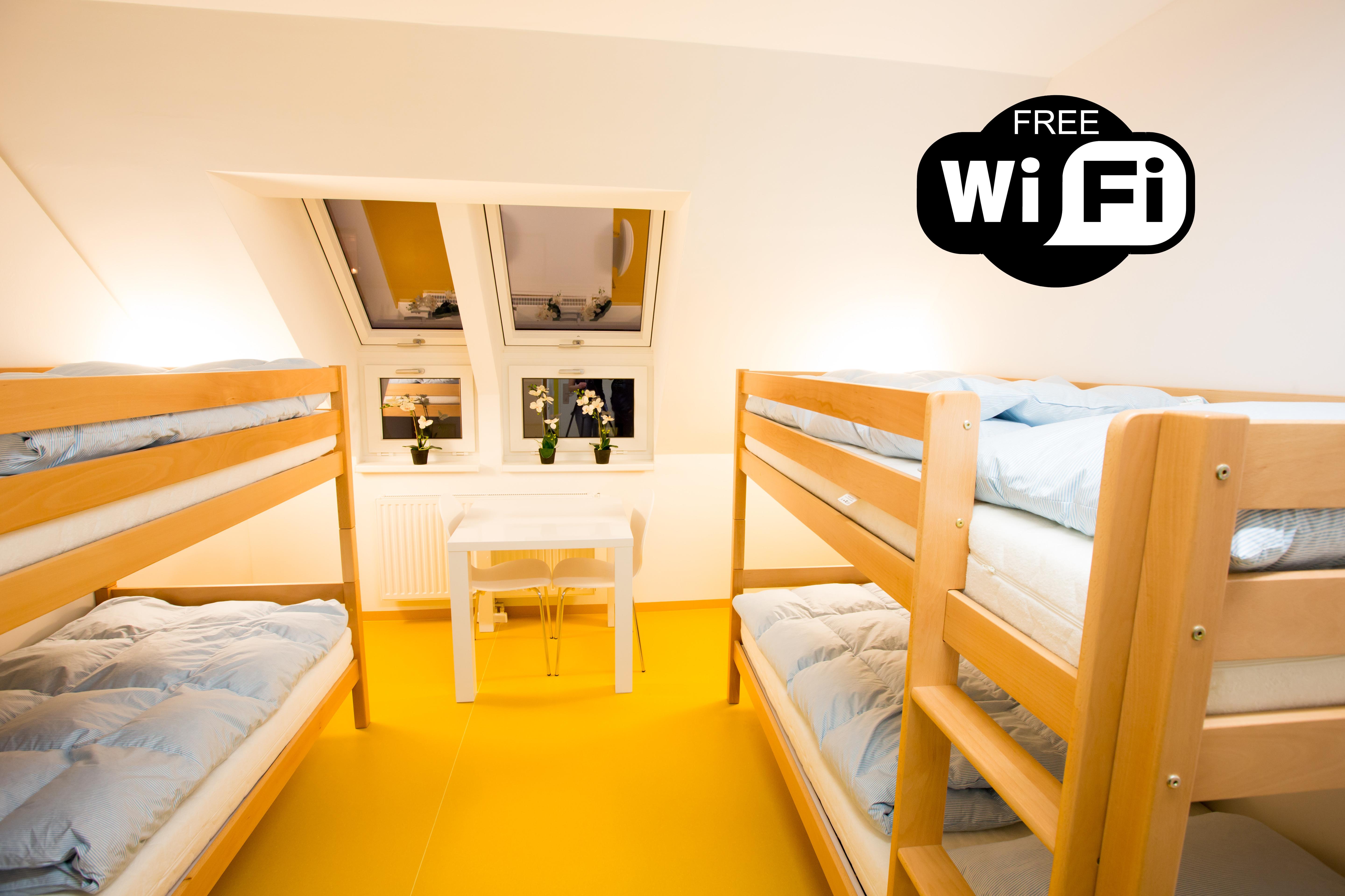 2⋆ A&T HOLIDAY HOSTEL ≡ Vienna, Austria ≡ Lowest Booking Rates For A&T  Holiday Hostel in Vienna